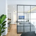 Lägenhet Luxury Downtown C1