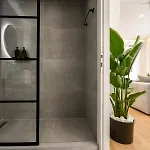 Luxury Downtown C1 *