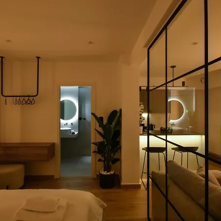 Luxury Downtown C1 * Салоники