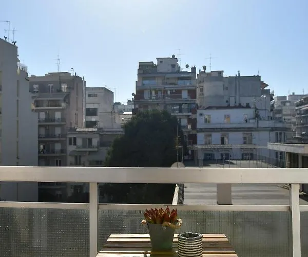 Luxury Downtown C1 * سالونيك