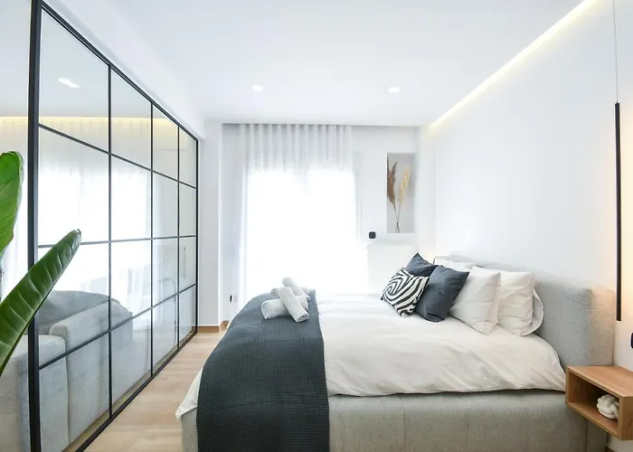 Luxury Downtown C1 * سالونيك