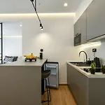 Luxury Downtown C1 Apartment