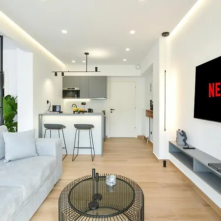 Luxury Downtown C1 *