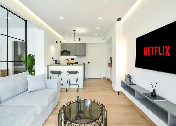 Luxury Downtown C1 *